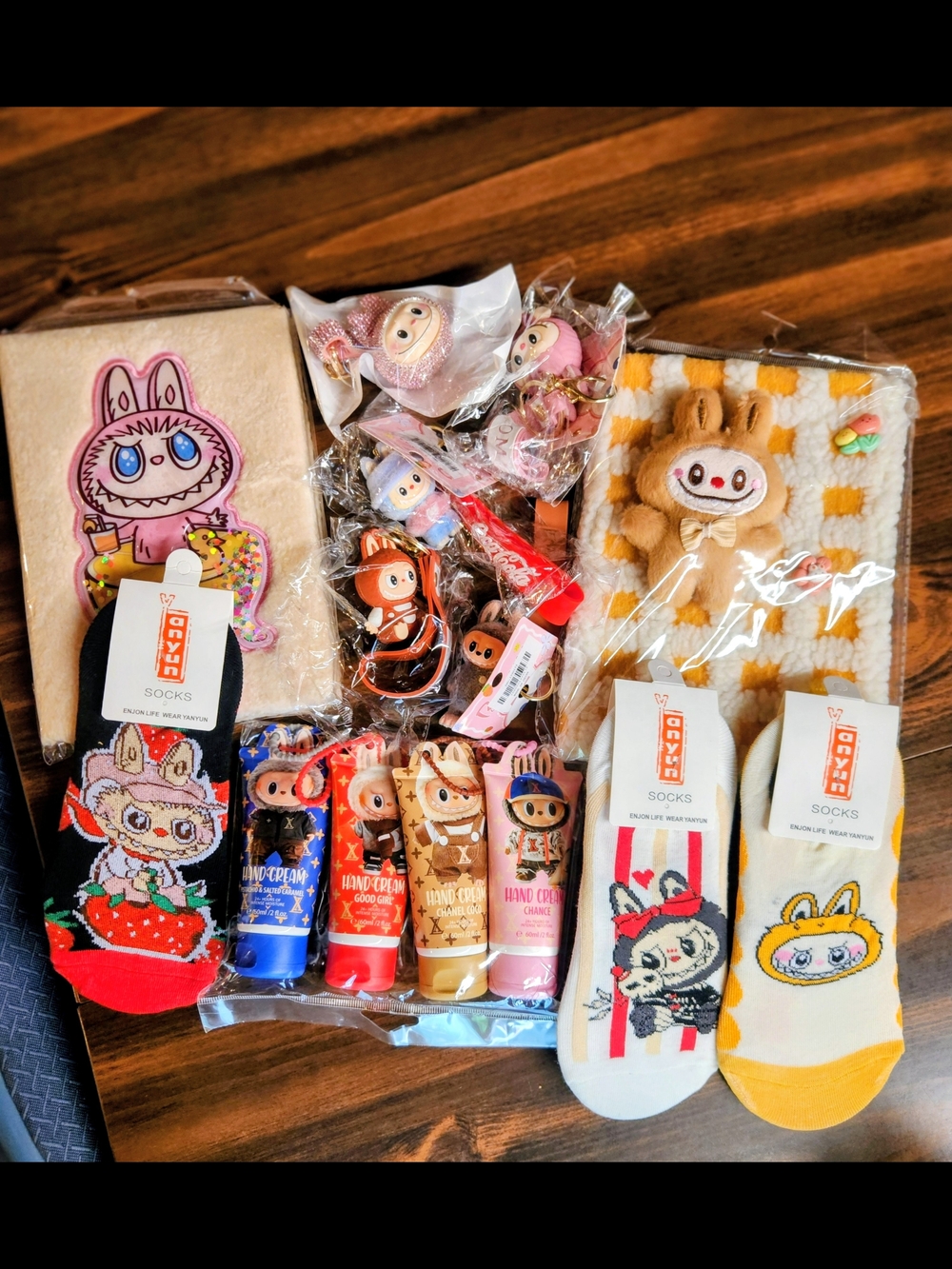 Labubu Monsters Mixed Bundle